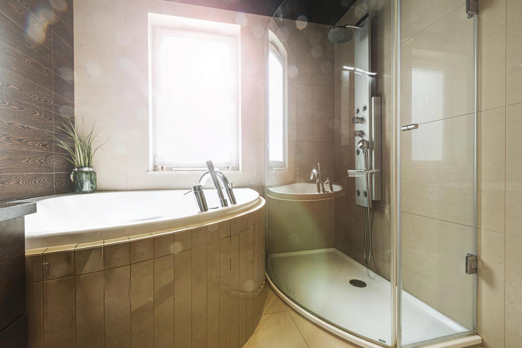 Apartament Z Jacuzzi Parking Balkon 2 Sypialnie Wroclaw Exterior photo
