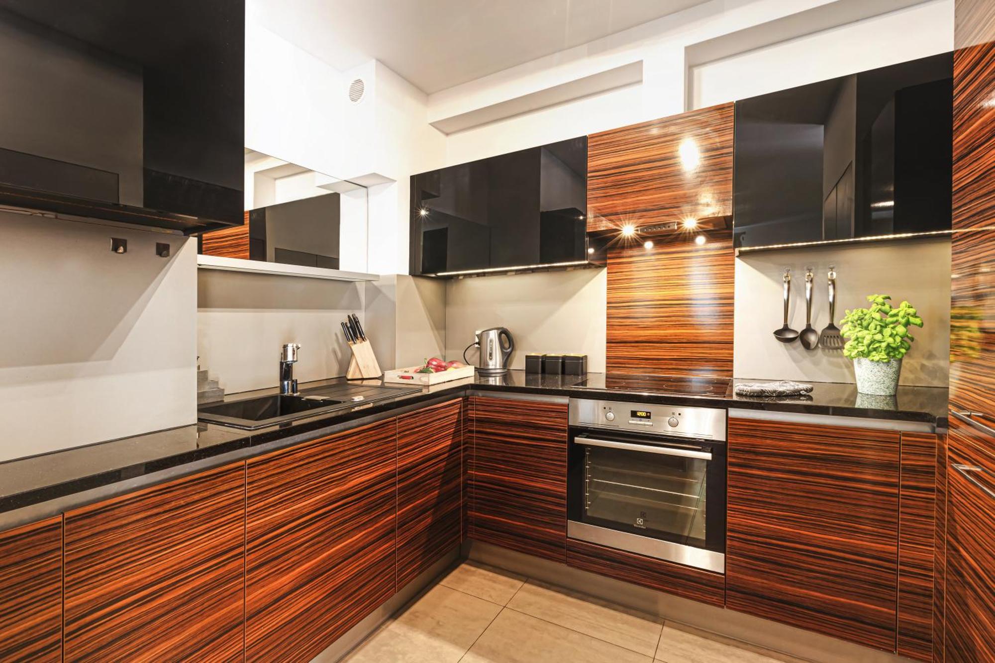 Apartament Z Jacuzzi Parking Balkon 2 Sypialnie Wroclaw Exterior photo