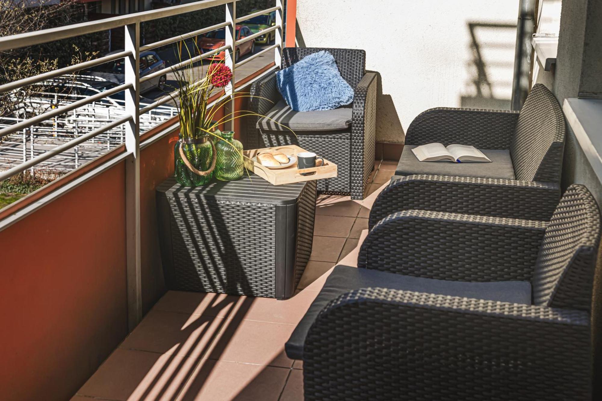 Apartament Z Jacuzzi Parking Balkon 2 Sypialnie Wroclaw Exterior photo